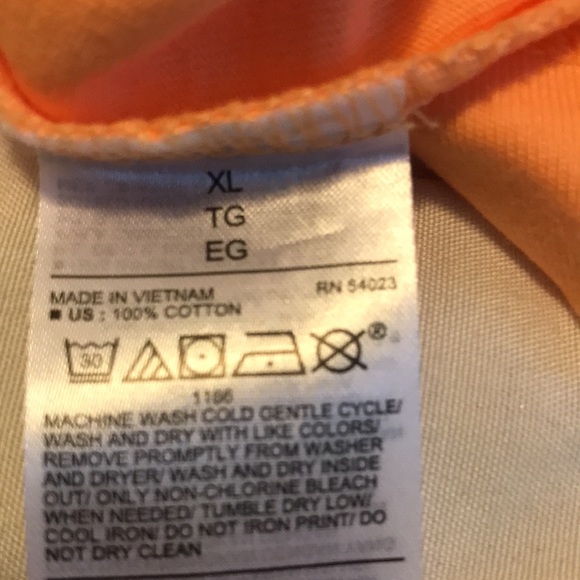 Bundle 3/$30 various items -Sleeveless Old Navy tee size XL - Picture 6 of 6